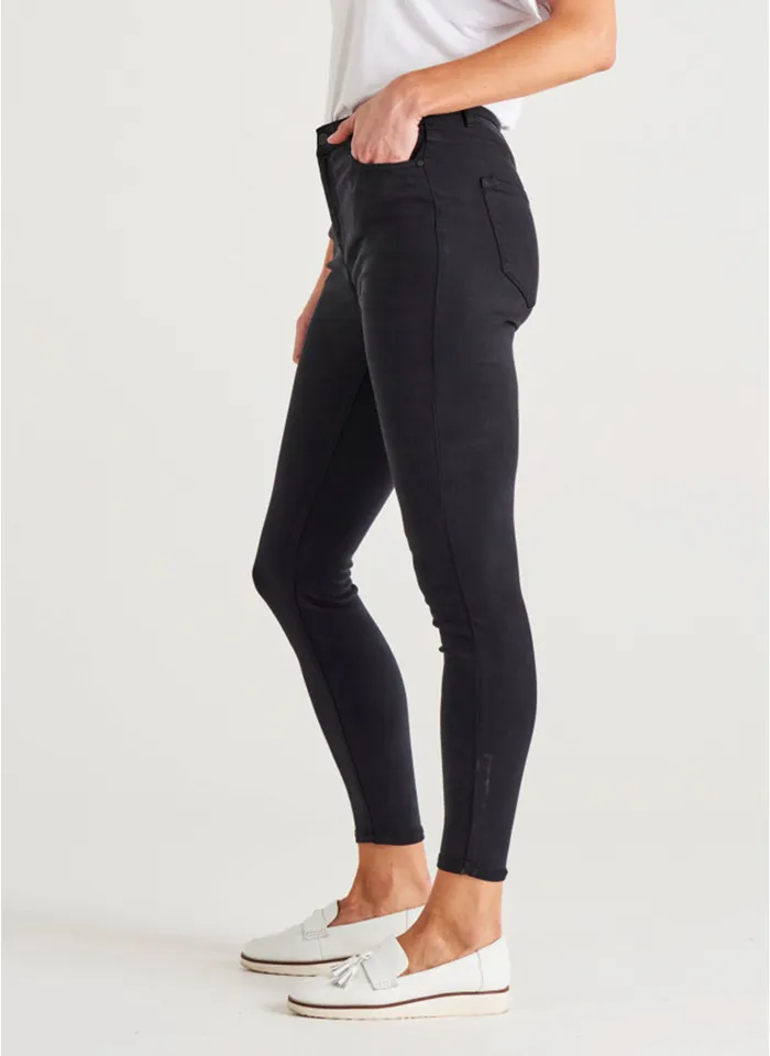 Betty Basics Essential Jeans