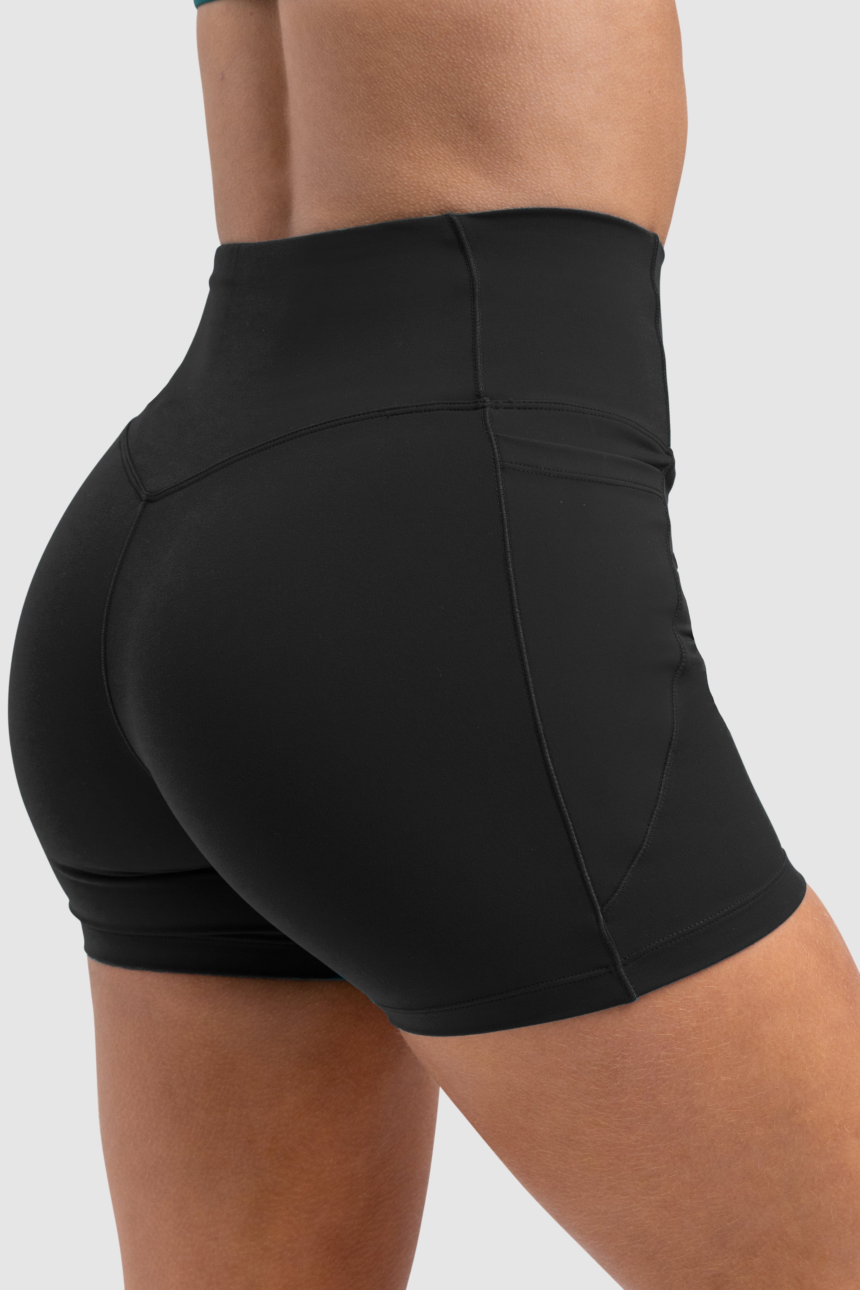 Desire Shorts - Black