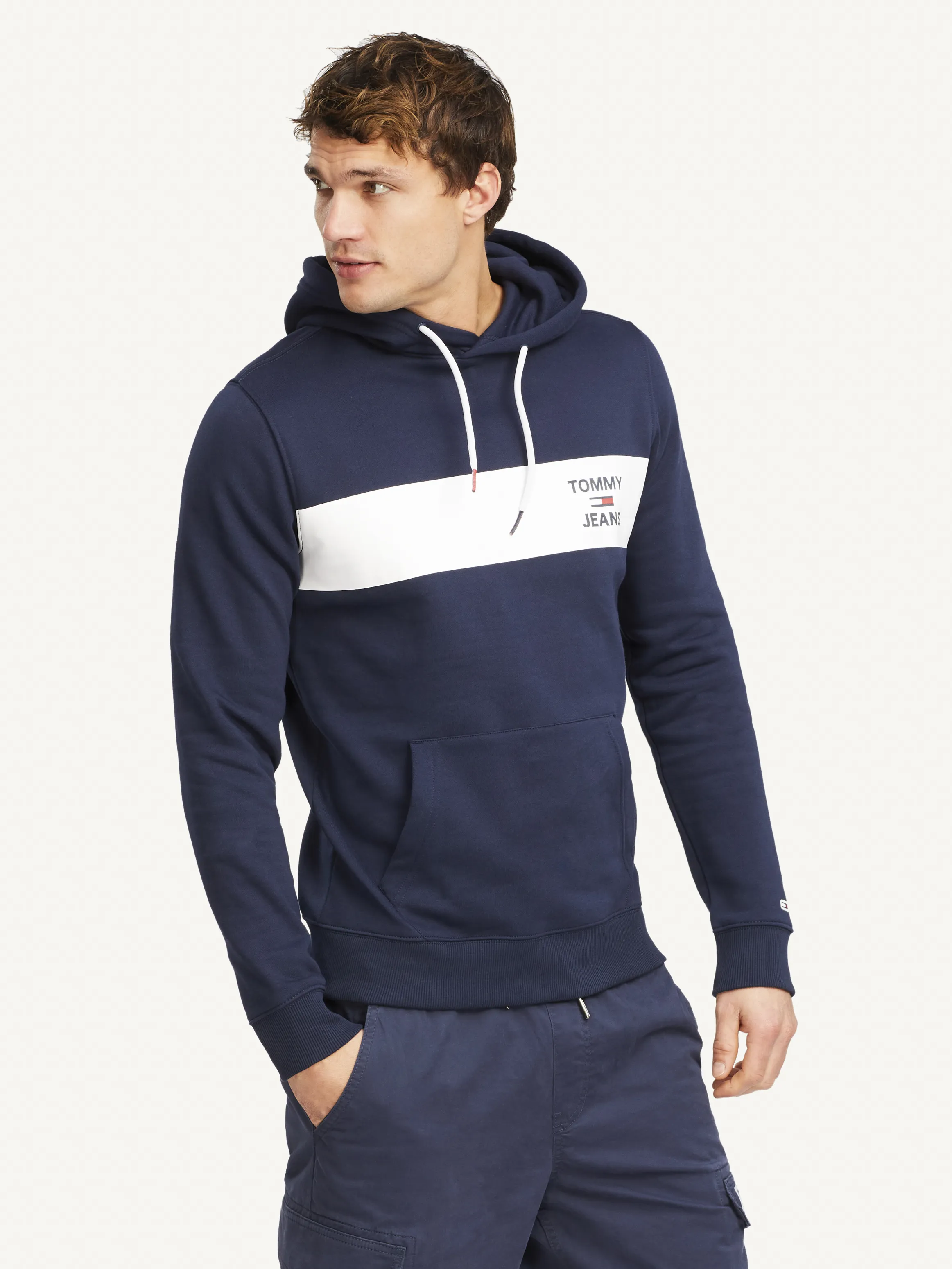 Essential Graphic Hoodie | Sweatshirts & Hoodies | Tommy Hilfiger