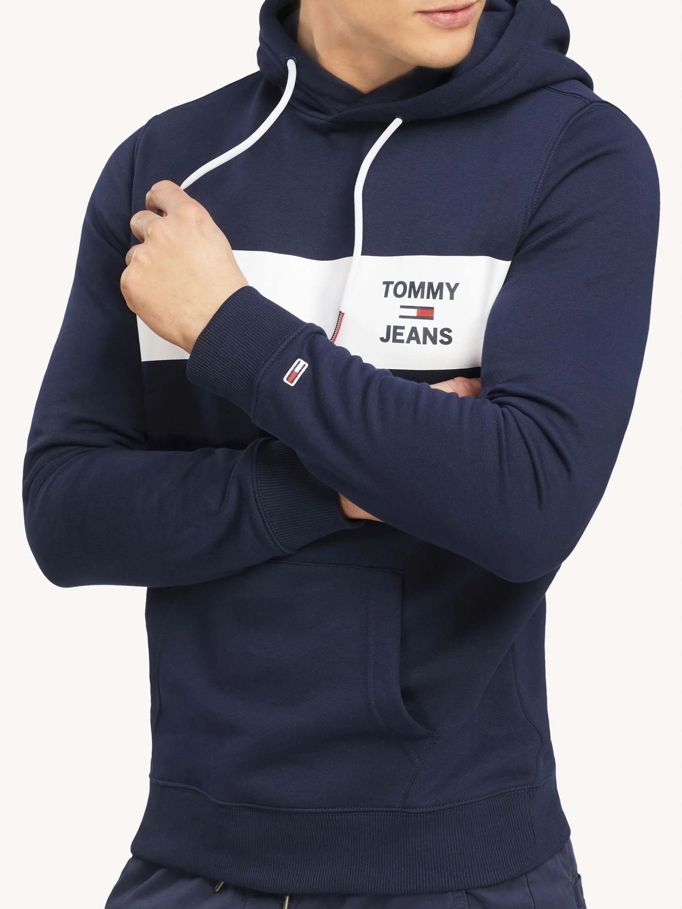 Essential Graphic Hoodie | Sweatshirts & Hoodies | Tommy Hilfiger