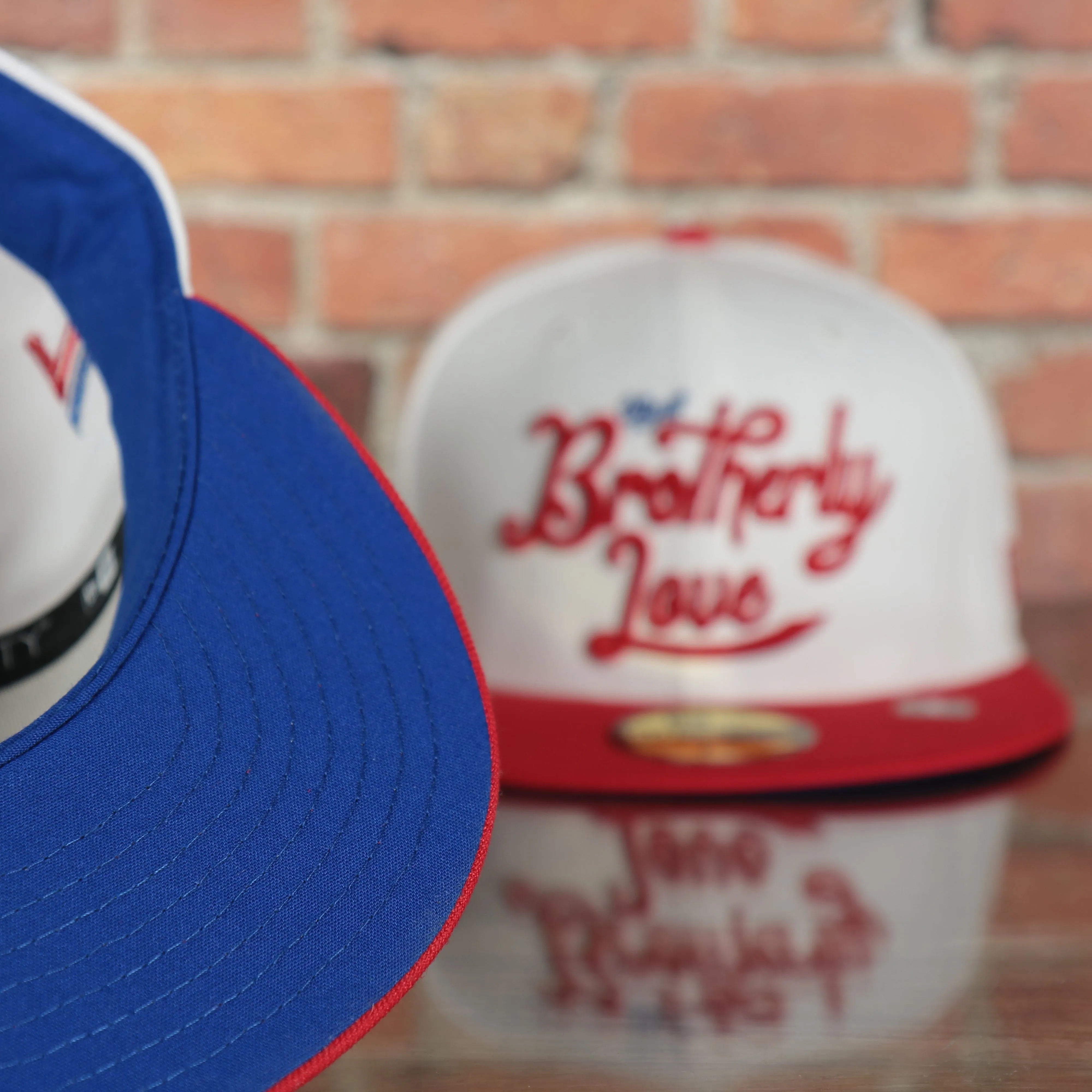 Philadelphia 76ers 2022 City Edition City Of Brotherly Love Blue Bottom 59Fifty Side Patch Fitted Cap | New Era, White