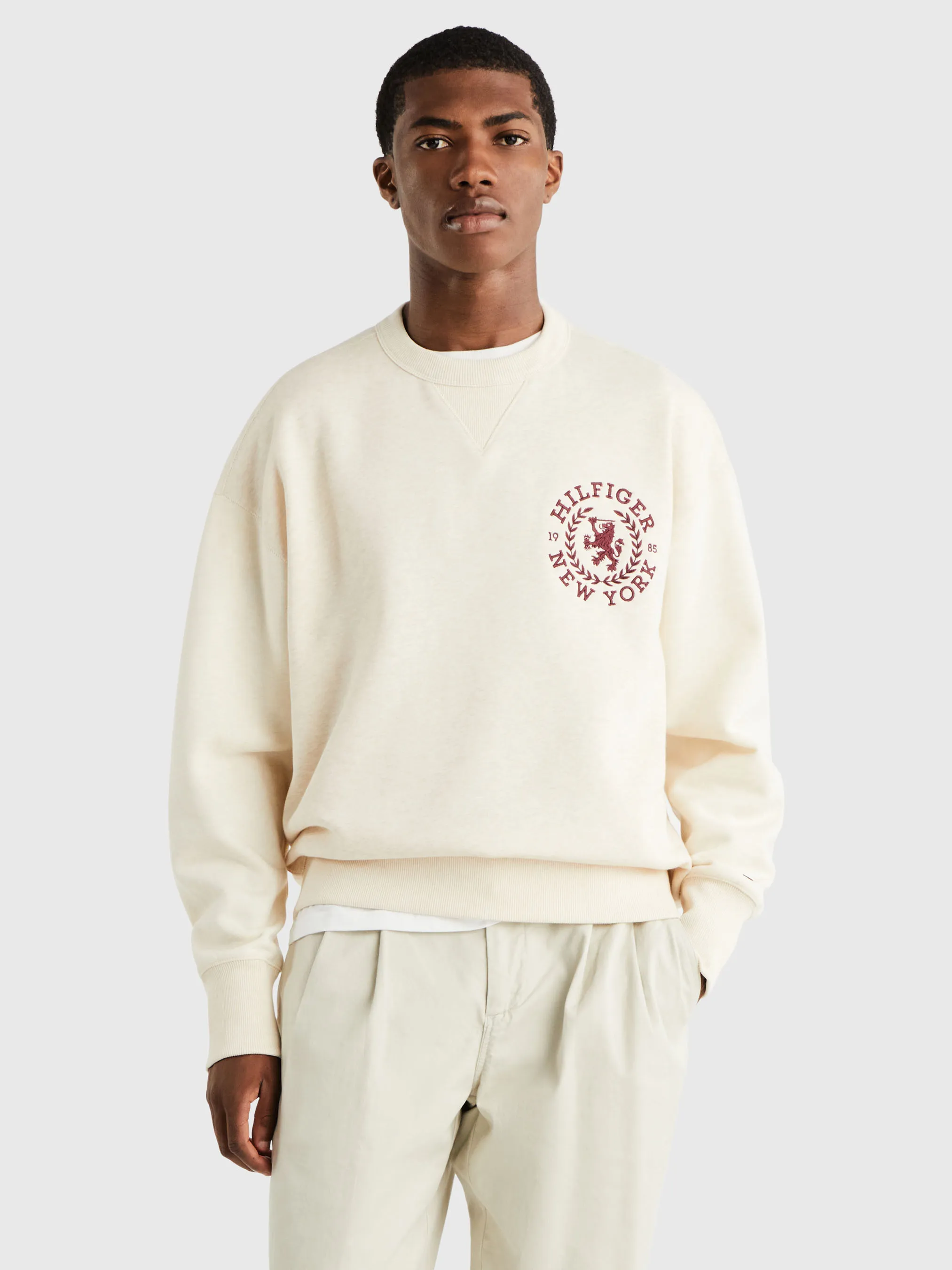 Small Crest Sweatshirt | Sweatshirts & Hoodies | Tommy Hilfiger