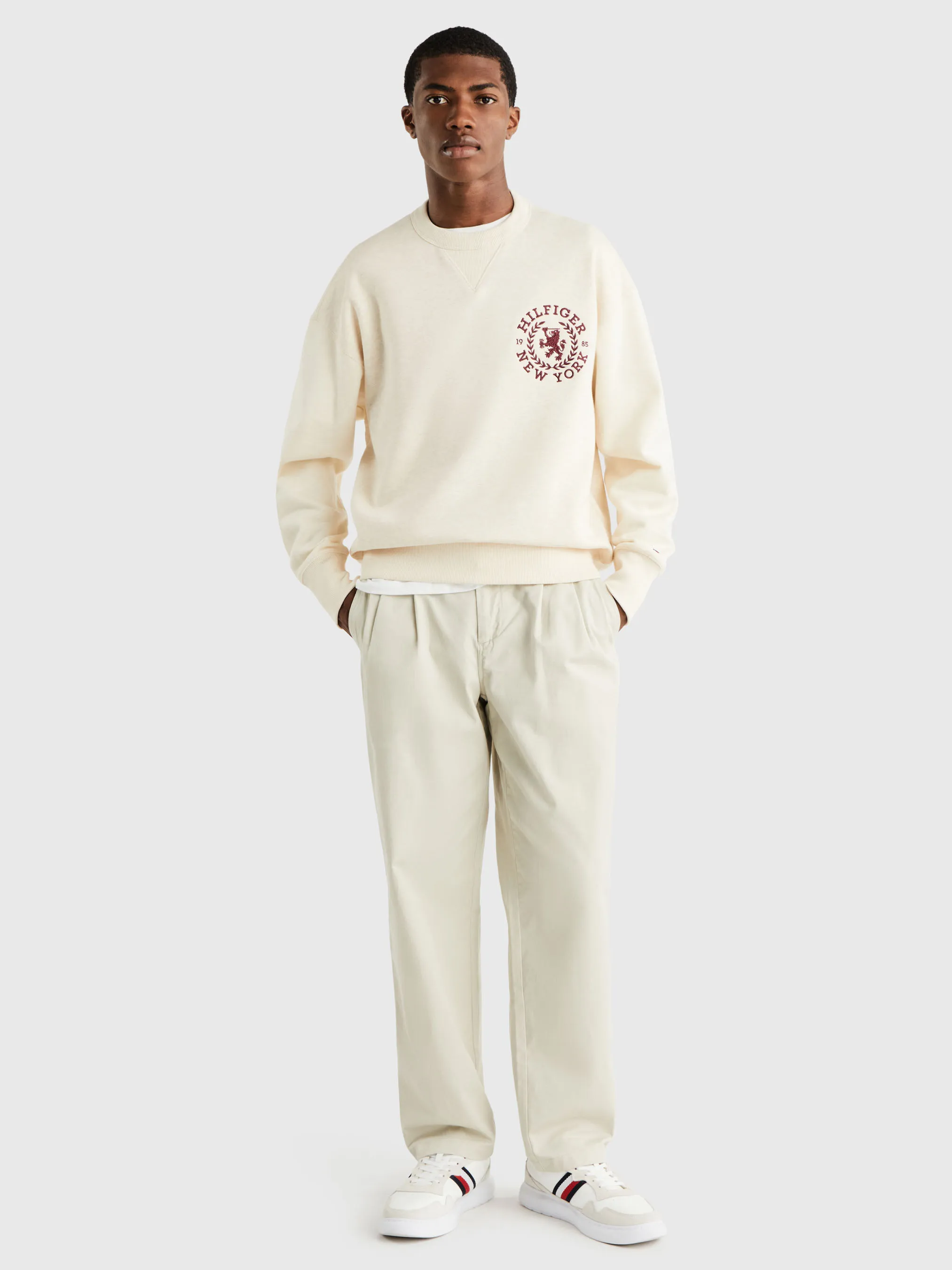 Small Crest Sweatshirt | Sweatshirts & Hoodies | Tommy Hilfiger