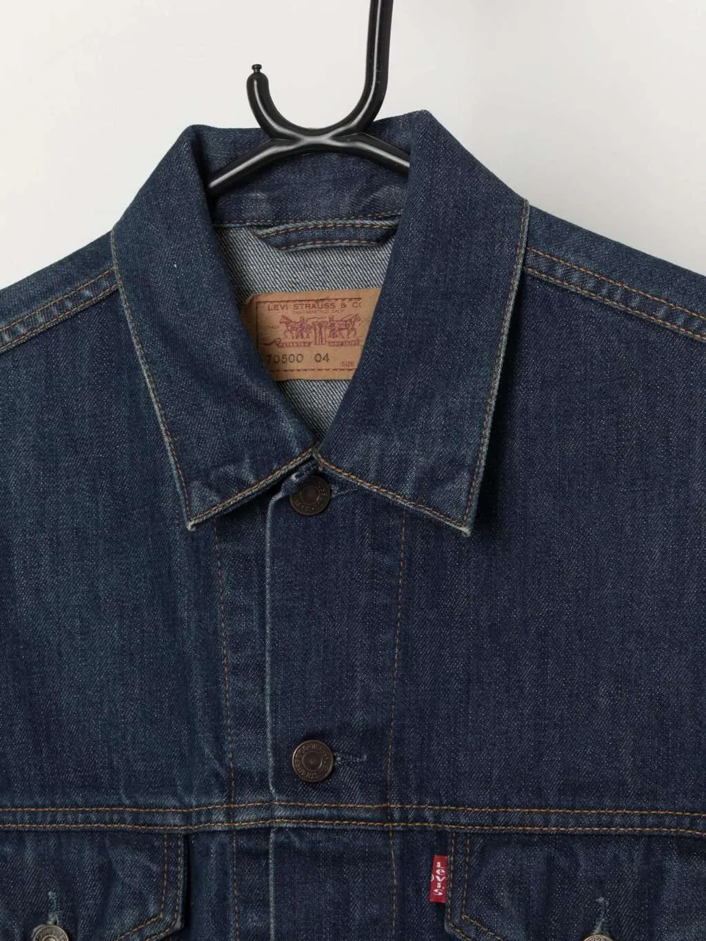 Vintage men’s Levis blue trucker denim jacket, 70500 04 – Medium / Large